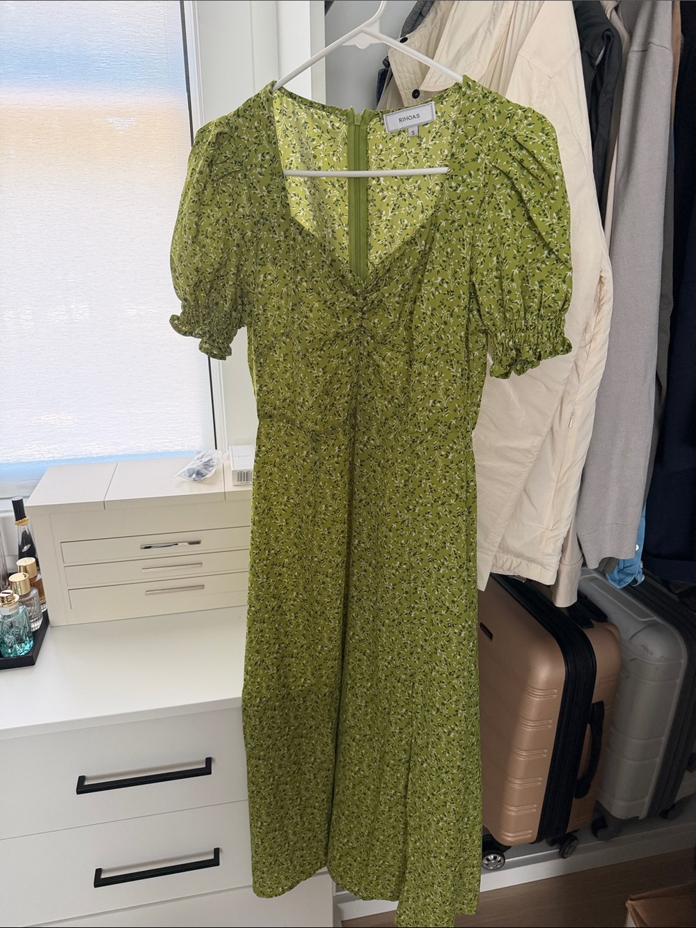 RIHOAS Olive Green Floral Puff-Sleeve Midi Dress